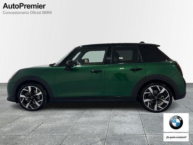 Usado Mini Cooper Essential 156 CV (114 kW) 2025 Verde Utilitario