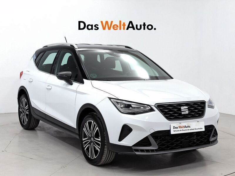 Blanco Usado 2024 Seat Arona FR SUV | 19.900 € (Precio justo) - Imagen 1/4