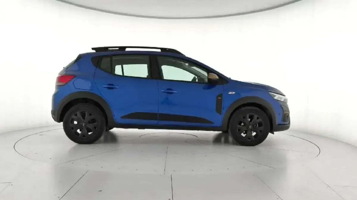 Usado Dacia Sandero Extreme 101 CV (74 kW) 2025 Azul Berlina