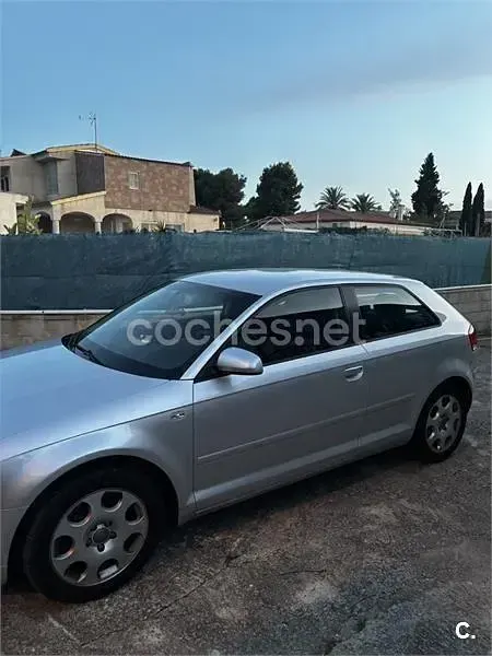 Usado Audi A3 Ambition 140 CV (102 kW) 2007 Gris / plata Utilitario
