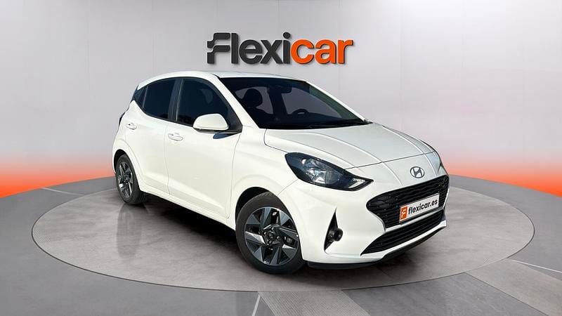 Usado Hyundai i10 63 CV (46 kW) 2025 Blanco Utilitario