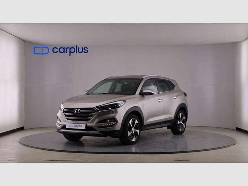 Usado Hyundai Tucson 116 CV (85 kW) 2017 Gris SUV