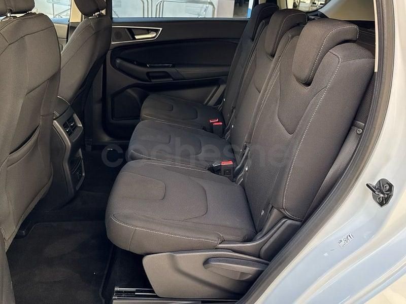Begagnad Ford S-MAX Titanium 180 HK (132 kW) 2017 Vit Minibuss