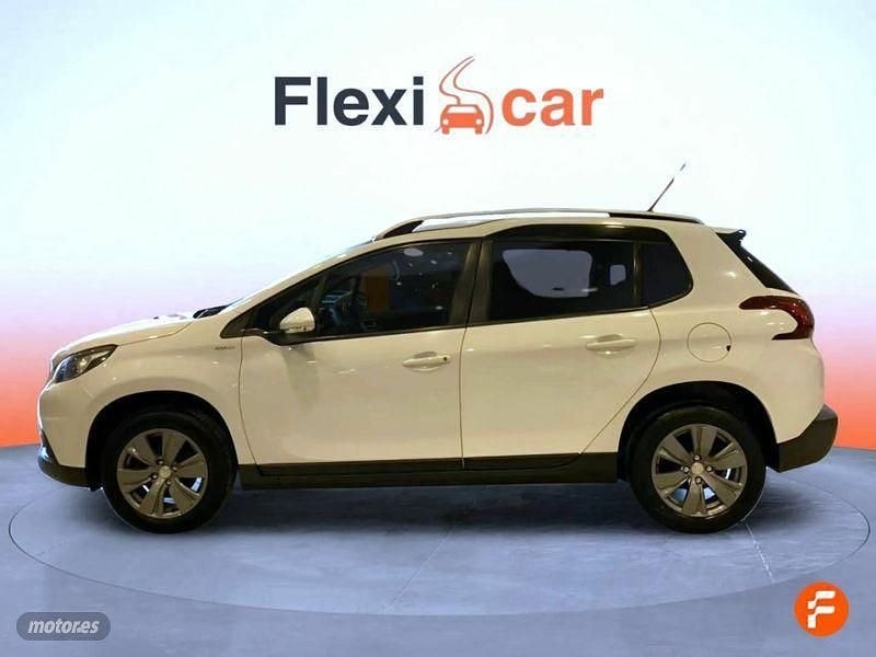 Usado Peugeot 2008 Allure 100 CV (73 kW) 2018 Blanco SUV