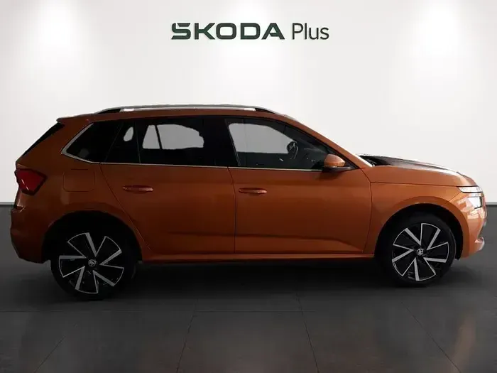 Usado Skoda Kamiq Sport 110 CV (80 kW) 2023 Naranja SUV