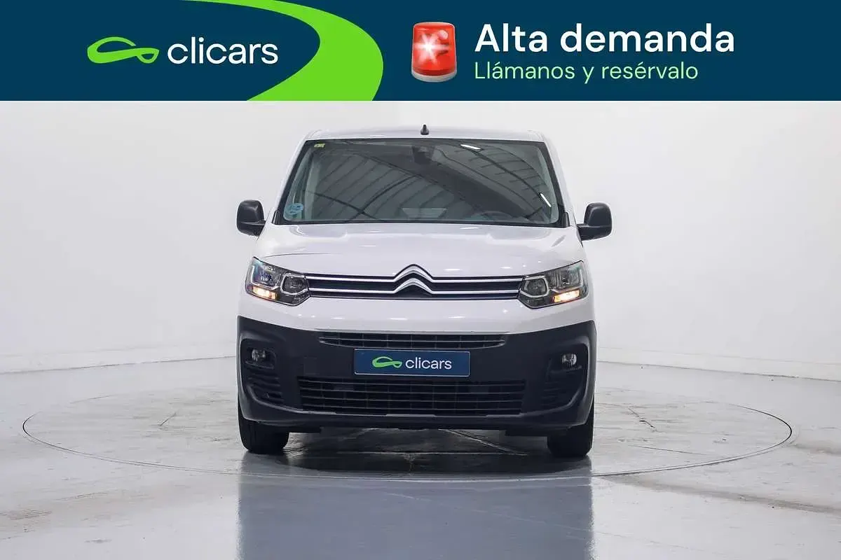 Usado Citroën Berlingo 102 CV (75 kW) 2022 Blanco Monovolumen