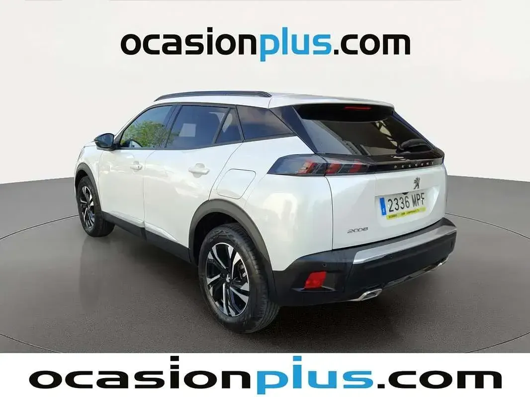 Usado Peugeot 2008 Allure 131 CV (96 kW) 2024 Blanco SUV