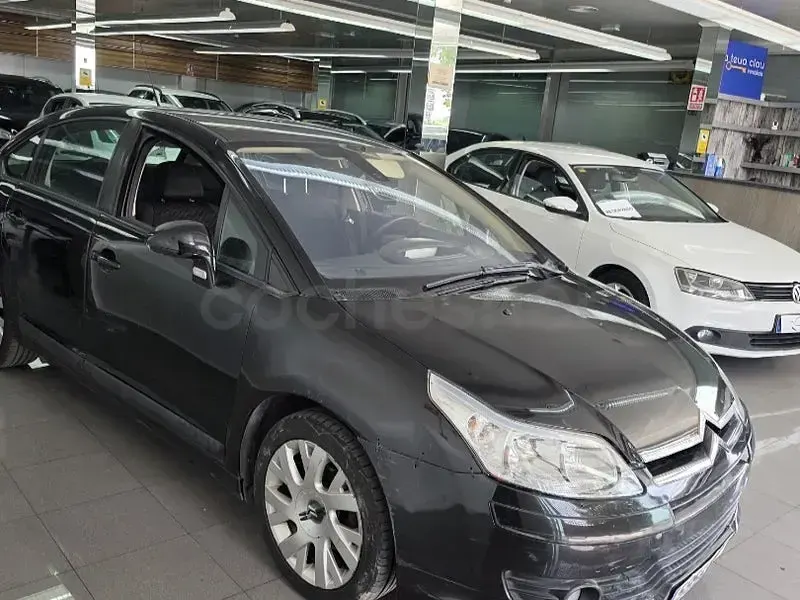 Usado Citroën C4 110 CV (80 kW) 2008 Negro Berlina