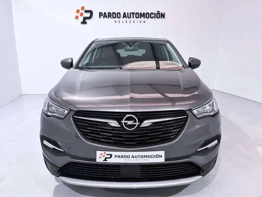 Käytetty Opel Grandland X Elegance 131 HP (96 kW) 2022 Harmaa Katumaasturi