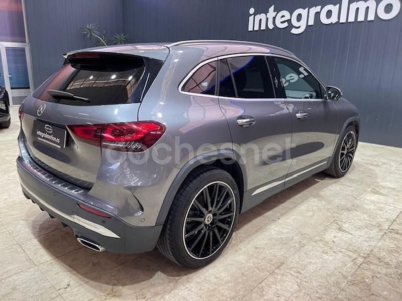 Usado Mercedes GLA200 163 CV (119 kW) 2020 Gris SUV