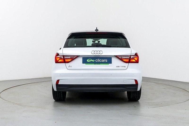 Usado Audi A1 Sportback Advanced 95 CV (69 kW) 2019 Blanco Utilitario