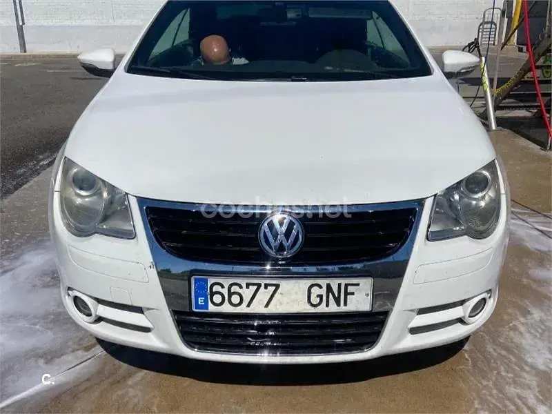 Usado VW Eos 122 CV (89 kW) 2009 Blanco Descapotable