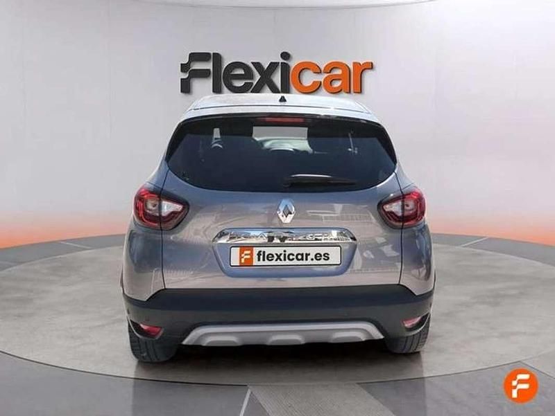 Usado Renault Captur Life 91 CV (66 kW) 2019 Gris SUV