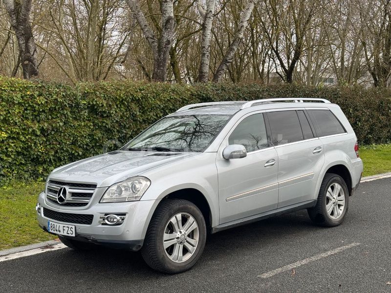 Gris / plata Usado 2008 Mercedes GL320 SUV | 12.990 € - Imagen 1/4