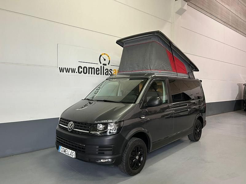 Usado VW Caravelle 150 CV (110 kW) 2019 Gris Monovolumen