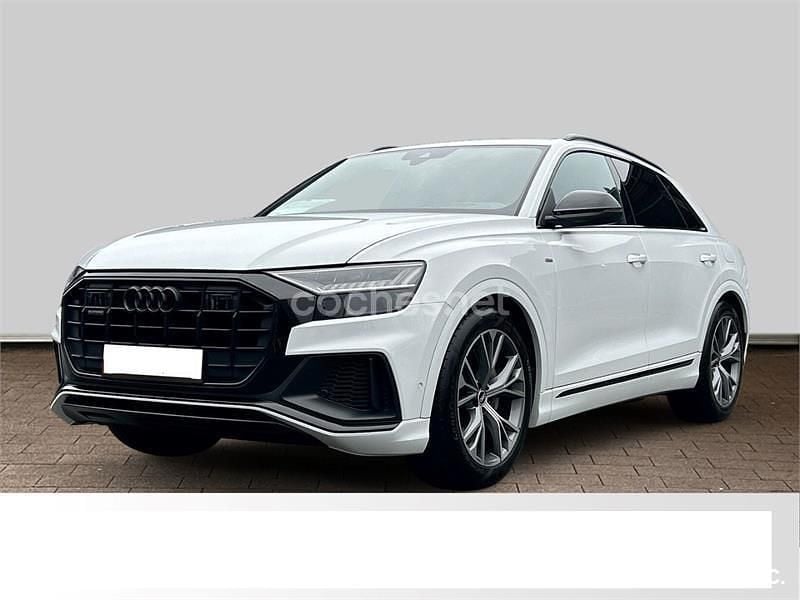 Usado Audi Q8 S-line plus 381 CV (280 kW) 2022 Blanco SUV