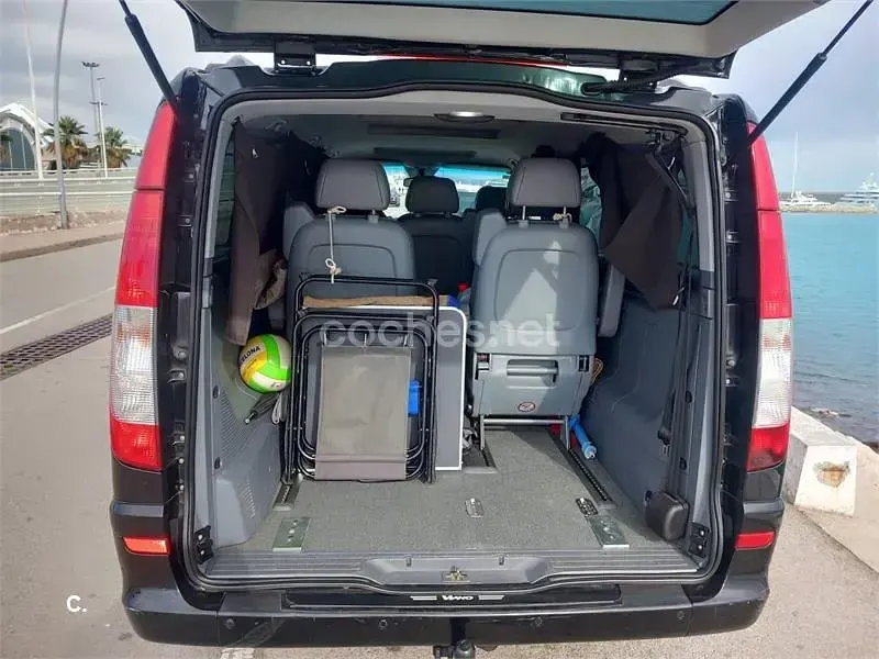 Usado Mercedes Viano 150 CV (110 kW) 2008 Negro Monovolumen