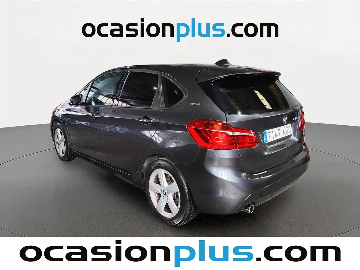 Usado BMW 225 Active Tourer iPerformance 224 CV (164 kW) 2017 Monovolumen