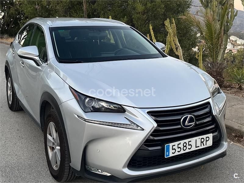 Gris / plata Usado 2015 Lexus NX300h Executive Line SUV | 17.900 € (Super precio) - Imagen 1/4