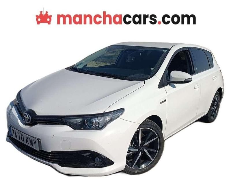 Usado Toyota Auris Hybrid Edition 136 CV (100 kW) 2018 Blanco Utilitario