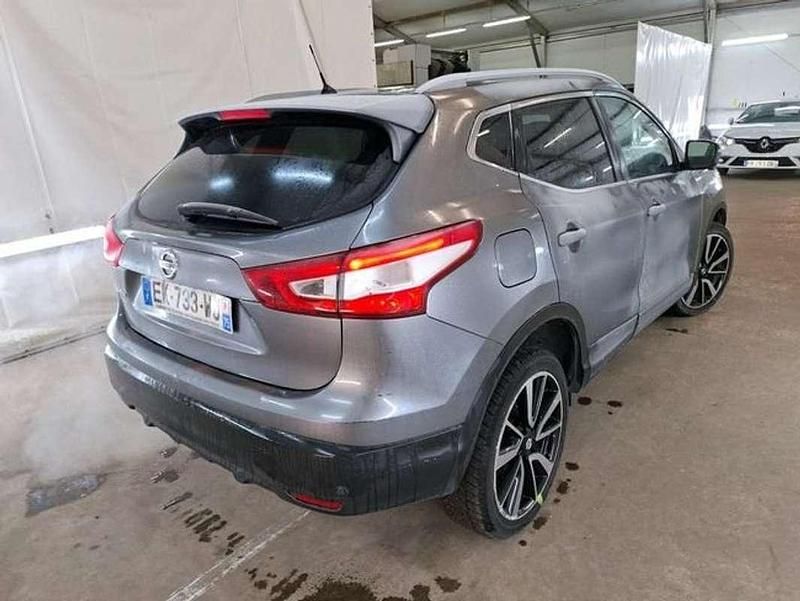 Usado Nissan Qashqai Tekna 116 CV (85 kW) 2017 Gris SUV
