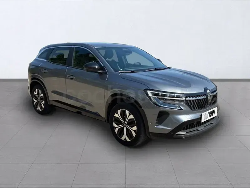 Usado Renault Austral Equilibre 140 CV (102 kW) 2023 Gris / plata SUV