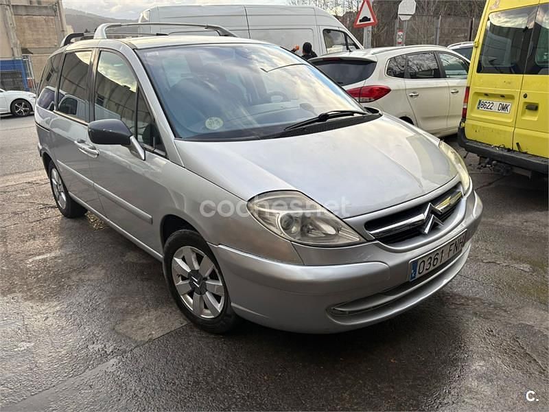 Gris / plata Usado 2007 Citroën C8 Monovolumen | 3800 € (Buen precio) - Imagen 1/4