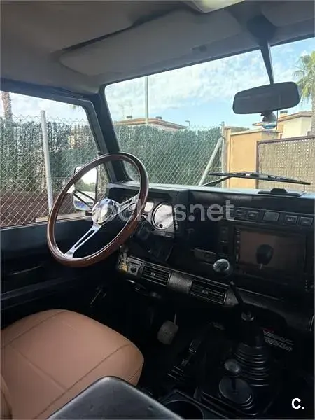 Usado Land Rover Defender SE 122 CV (89 kW) 2005 Verde Familiar
