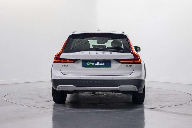 Usado Volvo V90 CC Pro 197 CV (144 kW) 2021 Blanco Familiar