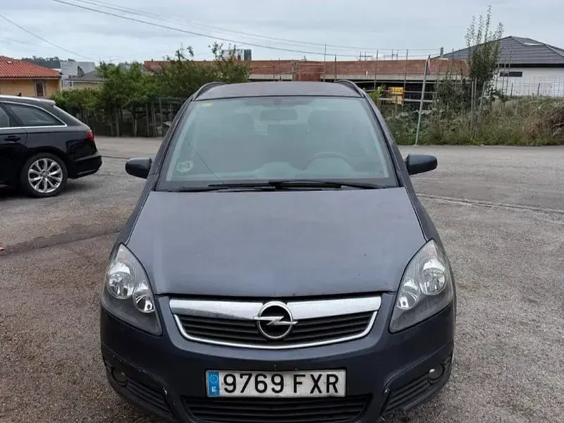 Usado Opel Zafira Cosmo 120 CV (88 kW) 2007 Azul Monovolumen