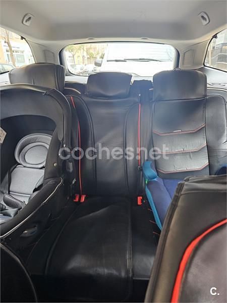 Usado Ford Mondeo Titanium 140 CV (102 kW) 2013 Negro Familiar