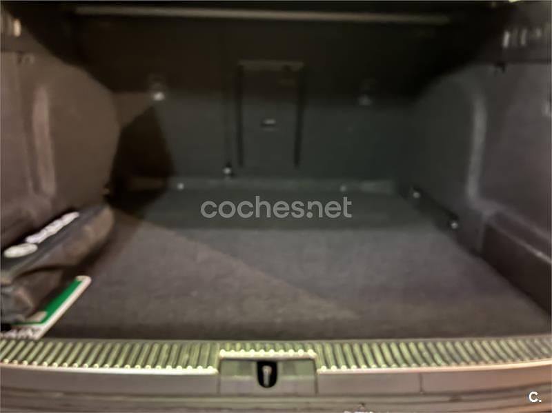 Usado Skoda Superb 150 CV (110 kW) 2021 Gris / plata Familiar