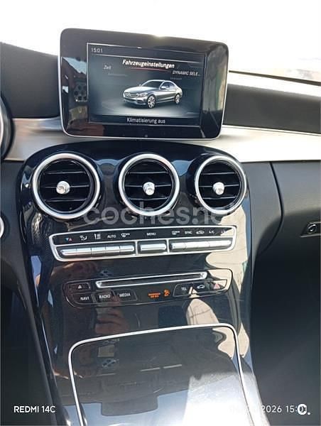 Usado Mercedes C200 136 CV (100 kW) 2015 Gris / plata Berlina