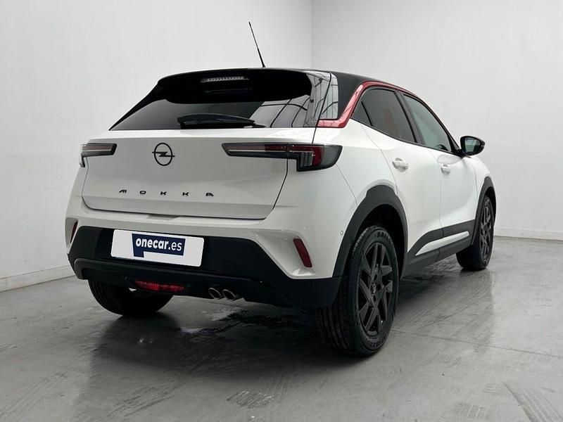 Usado Opel Mokka GS Line 130 CV (95 kW) 2022 Blanco SUV