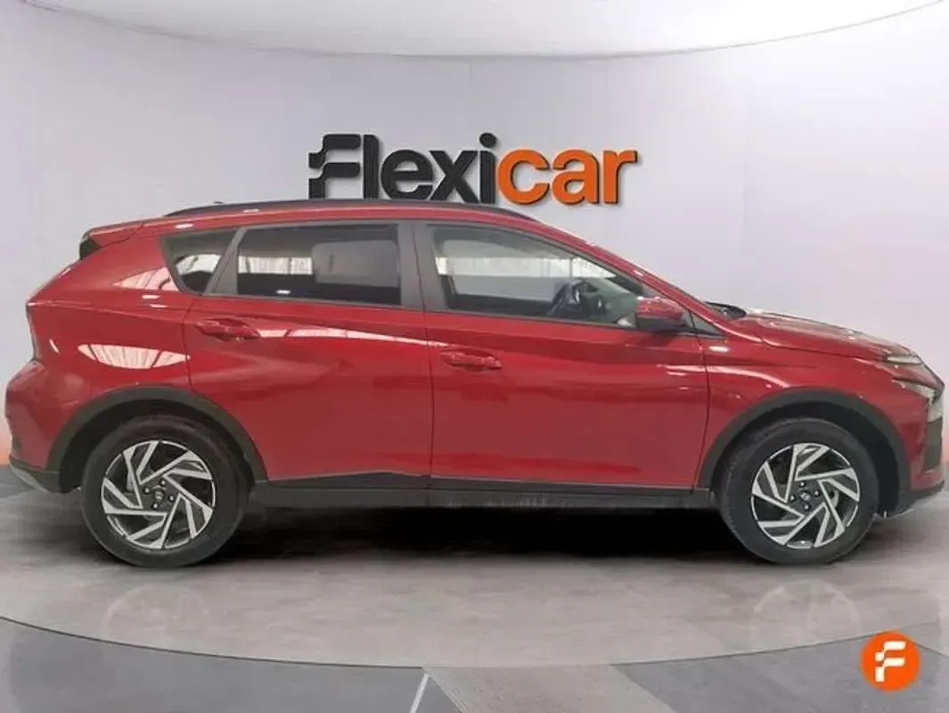 Usado Hyundai Bayon 80 CV (58 kW) 2025 Rojo SUV