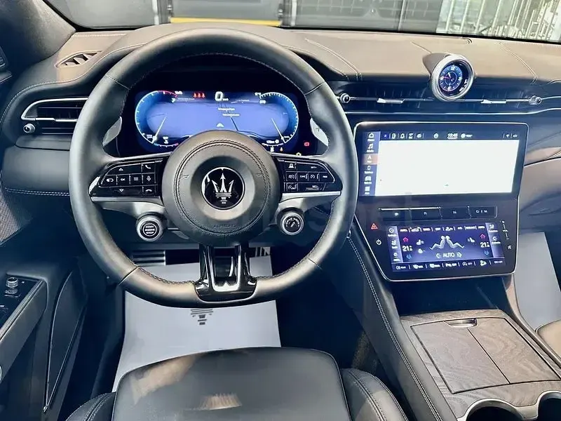 Usado Maserati Grecale 330 CV (242 kW) 2023 Blanco SUV