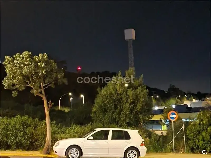 Usado VW Golf IV Highline 150 CV (110 kW) 2003 Blanco Berlina