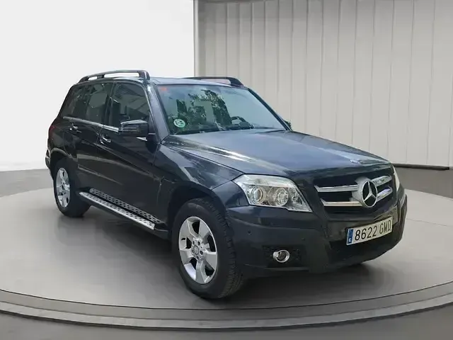 Käytetty Mercedes GLK320 AMG Edition 1 224 HP (164 kW) 2009 Musta Katumaasturi