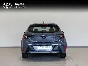 Usado Toyota Corolla Active 140 CV (102 kW) 2026 Gris