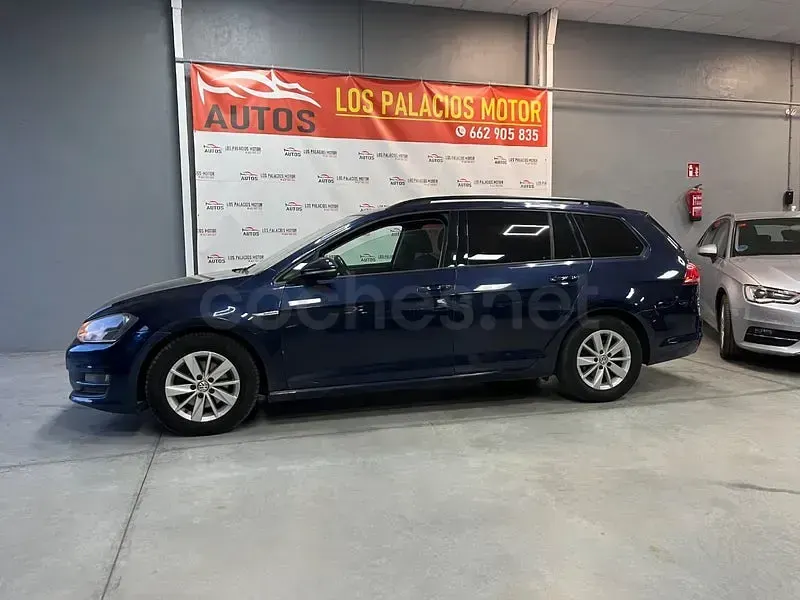 Usado VW Golf VII Sportline 110 CV (80 kW) 2015 Azul Familiar
