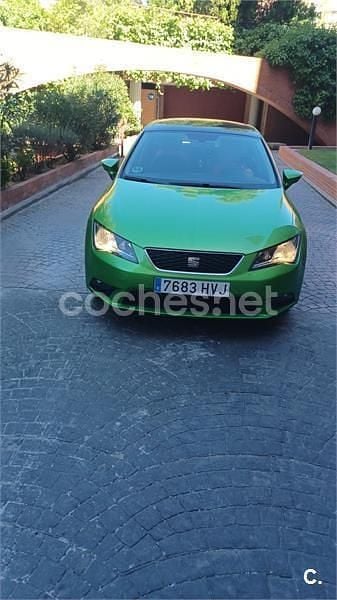 Usado Seat Leon Style 150 CV (110 kW) 2014 Verde Berlina