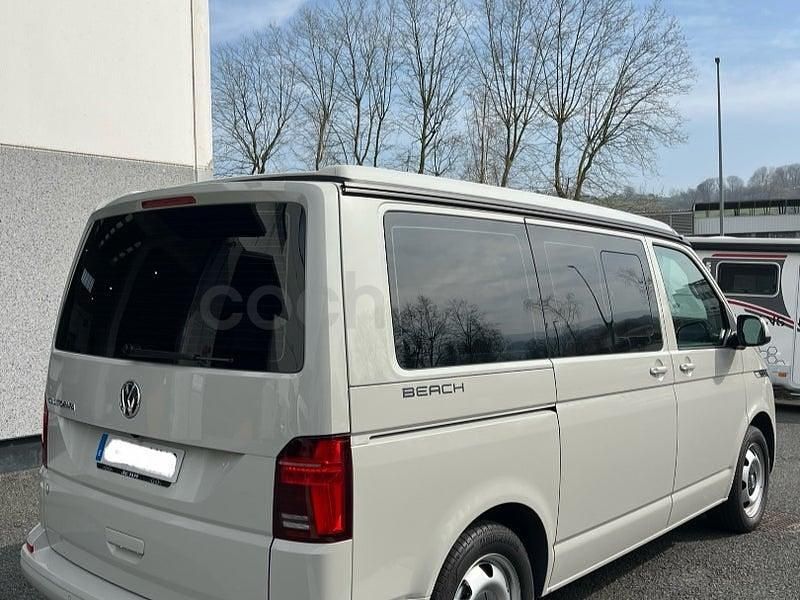 Usado VW California Beach 150 CV (110 kW) 2024 Gris / plata Van