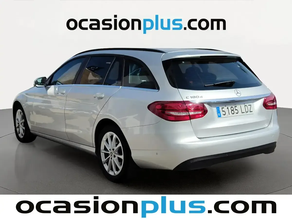 Usado Mercedes C180 116 CV (85 kW) 2017 Gris Familiar