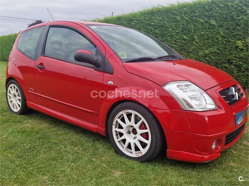 Rojo Usado 2005 Citroën C2 Utilitario | 9900 € - Imagen 1/2