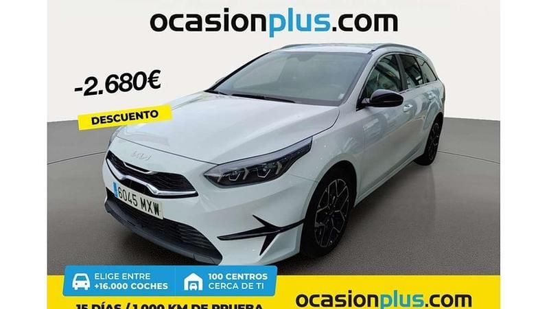 Blanco Usado 2025 Kia Ceed Style Utilitario | 20.228 € (Super precio) - Imagen 1/4