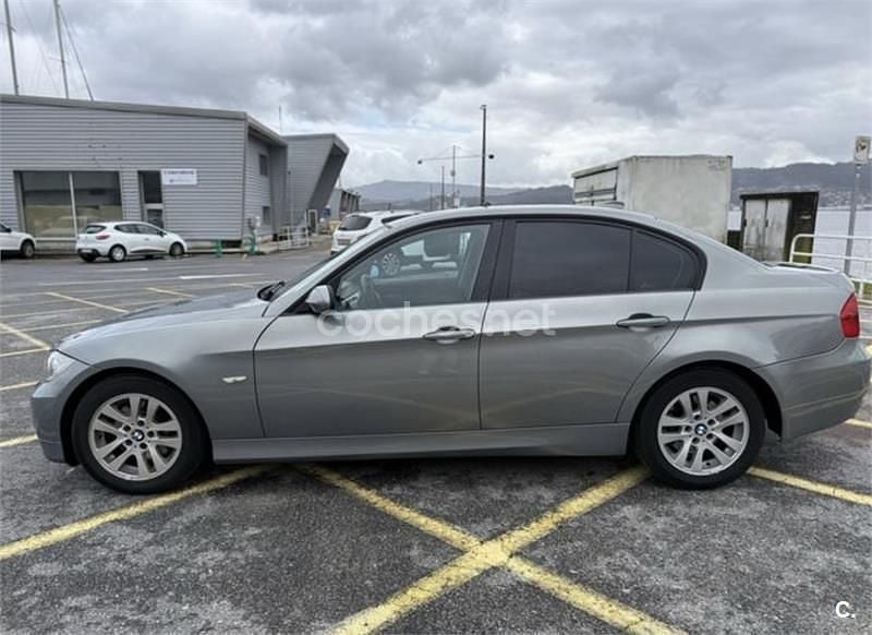Usado BMW 320 184 CV (135 kW) 2010 Gris / plata Berlina