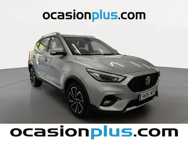 Usado MG ZS Luxury 111 CV (81 kW) 2024 Gris plata SUV