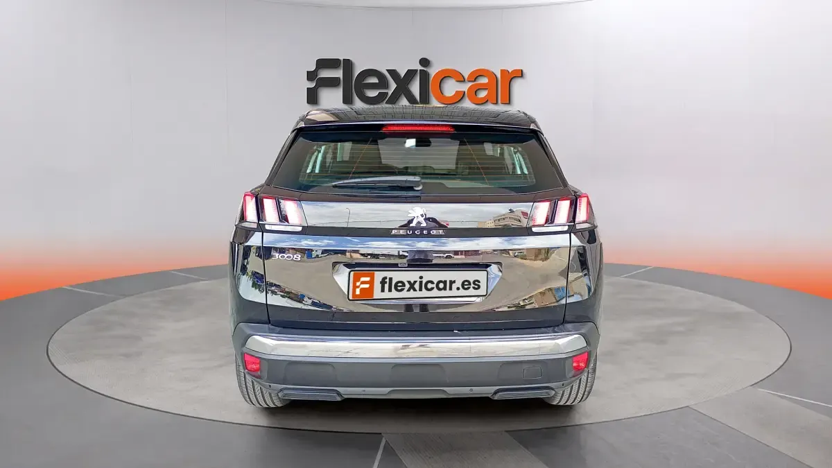 Usado Peugeot 3008 Active 131 CV (96 kW) 2020 Negro SUV