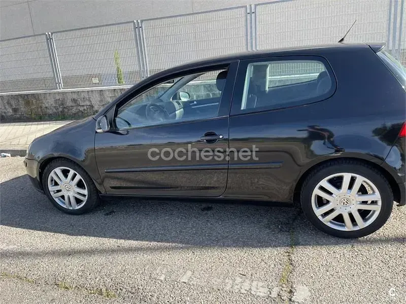 Usado VW Golf VI Highline 140 CV (102 kW) 2008 Negro Utilitario