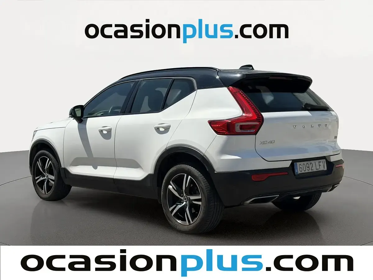 Usado Volvo XC40 R-Design 163 CV (119 kW) 2020 Blanco SUV